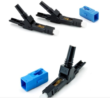 Le connecteur rapide SC/APC, installé sur le terrain, comprend un boîtier pour une installation facile