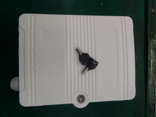 Boîte de terminaison de câble CAT5e compatible 8 cœurs pour une installation rapide et facile de câble à fibre optique