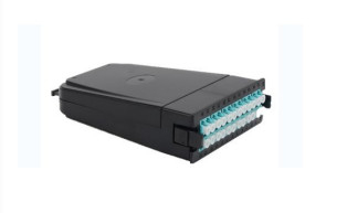 Panneau de cassette MPO à noyau multicore de type glissant avec matériel de câble LSZH