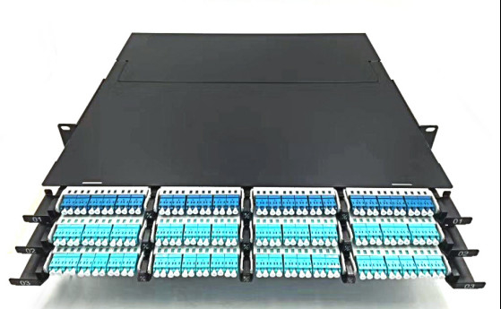 Option personnalisable de panneau de patch MPO haute densité de 200 mm de profondeur