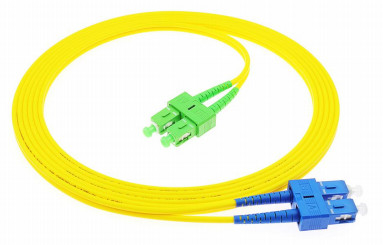 3.0mm Diamètre du câble SC-SC Cordon de patch en fibre optique simple/duplex avec perte de retour UPCSM≥50dB APCS≥60dB