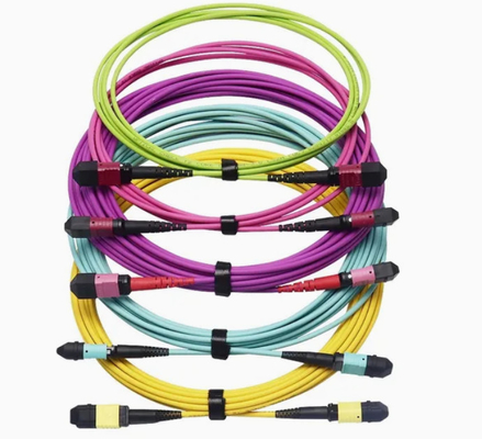 Cable à fibre optique FTTH, câble à corde à patch, câble à tronc, câble en PVC, câble à fibre MPO
