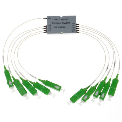 CCWDM 8 + 1 canaux multiplexeur de division de longueur d'onde grossière compacte G657A1 fibre optique pour centre de données FTTX