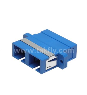 Adaptateur de fibre optique duplex SC, faible perte d'insertion pour la connexion câble à câble et câble à équipement