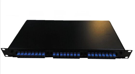1U Rackmount ODF à accès avant avec 2 plateaux d'épissure et 12-48 capacités de noyau