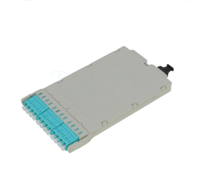 1U 144C Panneau de patch MPO à haute densité 12 cassettes, MPO à conversion LC, pré-terminé pour SAN/LAN/Data Center