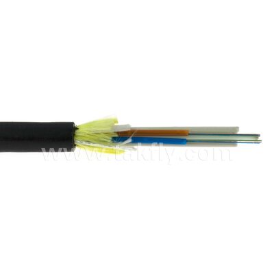 ADSS-100M câble aérien à fibre optique autoportant entièrement diélectrique ¥ 4/6/12/24/48/96 Fibres, portée de 100 m, installation aérienne autoportante
