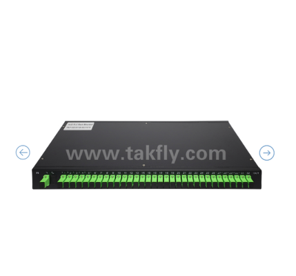 Répartiteur optique PLC à montage en rack 1U – Panneau 19", monomode G657A1, SC/APC, pour la distribution de signaux optiques