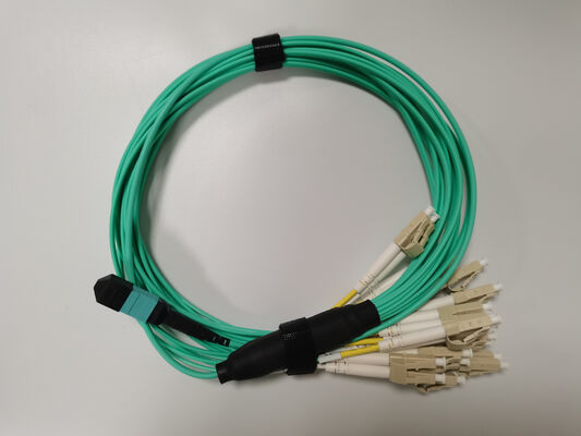 MPO MTP câble de patch multifibres à haute densité 8/12/24, faible perte, 500 cycles d'accouplement, conforme à la CEI et à la TIA