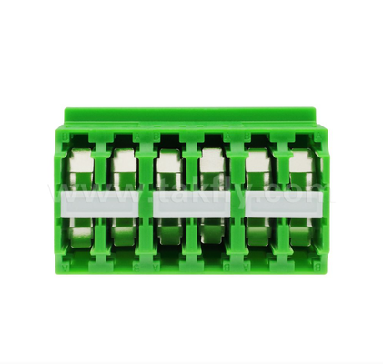 Adaptateur LC-LC à haute densité à 12 ports 12 cœurs, transmission de données multicanal, faible perte d'insertion, pour les centres de données et les réseaux à fibre optique à grande vitesse