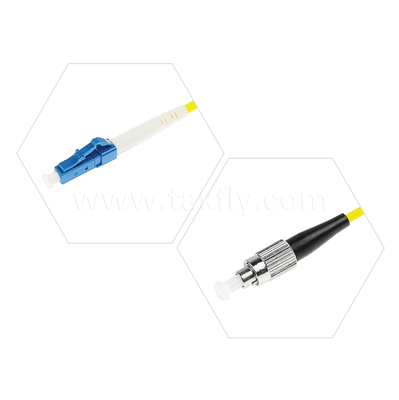 Le câble hybride à fibres LC-FC est un câble simple/doublex, en mode unique et multimode, destiné à une interconnexion de réseau flexible.