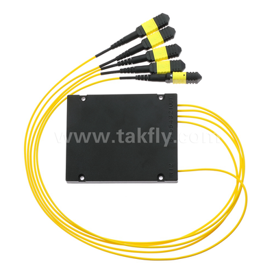MPO/MTP Fanout Cable PLC Splitter 1x4 Fibre optique à mode unique pour le centre de données FTTX