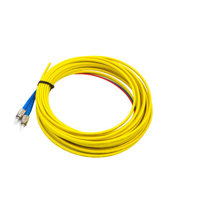 Mode unitaire jaune optique de câble plat de tresse de fibre de PVC du duplex G657A1 de FC UPC