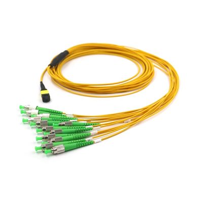 FC APC à MTP 12 câble de rupture de fibre G657A1 0.3dB Faible perte