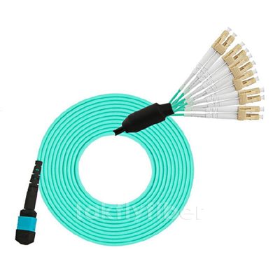 LSZH MPO-LC Fanout Cable avec 50/125um Multimode Fibre et faible perte d'insertion MPO Fibre Optique Patch Cord