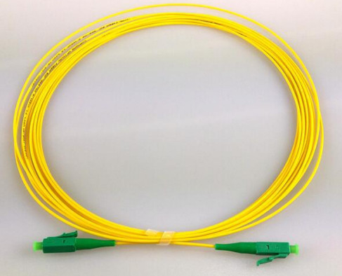 LC/APC-LC/APC 1,2 mm SM G657A2 câble de patch en fibre optique pour la connexion réseau