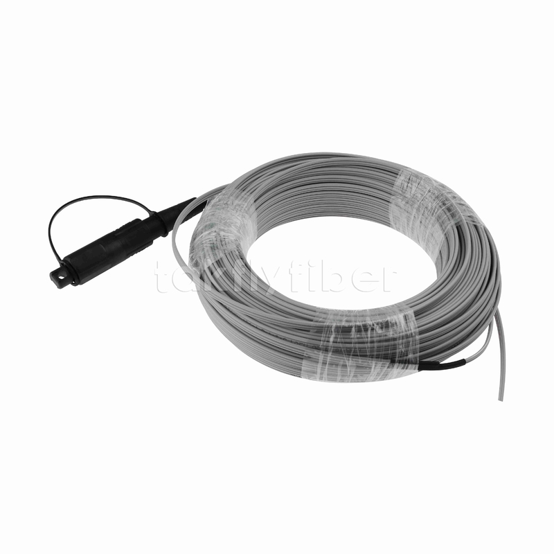 1 cœur prédéterminé Optitap SC/APC Figure 8 FTTH fibre optique Drop Cable Pigtail 40M G657A LSZH 0.25μd Low Friction Jacket avec 1,0 mm fil d'acier de messager galvanisé