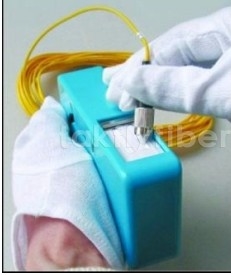 Nettoyeur professionnel de connecteurs de fibres optiques pour le nettoyage des fibres optiques et des connecteurs Résultat -20 à -50 dB 100g