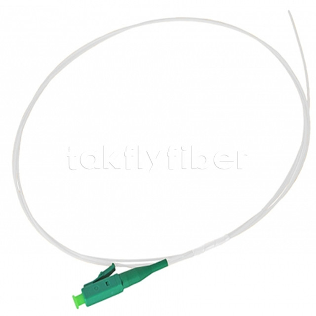 LC Simplex Pigtail en fibre optique de diamètre de 3,0 mm et longueur d'onde de 1310 nm pour une connexion transparente