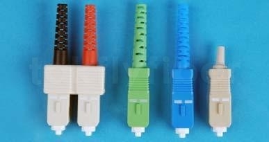 SC Connecteur simple ou double compatible avec les normes ANSI, IEC, TIA/EIA, NTT et JIS