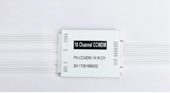 8 ch CCWDM Multiplexeur de division de longueur d'onde grossière compact avec connecteur de fibre et TBD G657A1