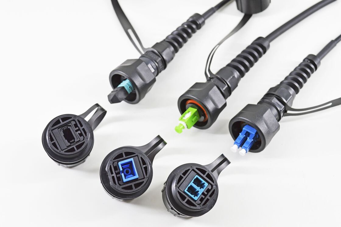 Câble de dérivation optique fibre étanche ODVA MPO MTP mâle femelle vers LC SC FC ST SM MM OM3 OM4 OM5 / Cordon de raccordement fibre optique / Câble de raccordement fibre optique / Câble de jonction fibre optique / Câble éventail fibre optique