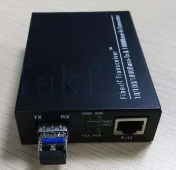 Convertisseur de média à négociation automatique 10/100/1000M, puce à faible élévation de température, sans ventilateur de refroidissement, Conversion fiable Fiber vers Ethernet