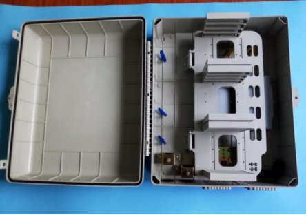 Boîte de terminaison de fibre FTKS-1805-96A 96 ports pour la construction de réseaux de communication FTTx en provenance de Chine